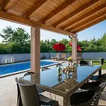 Blaise By Interhome Manjadvorci